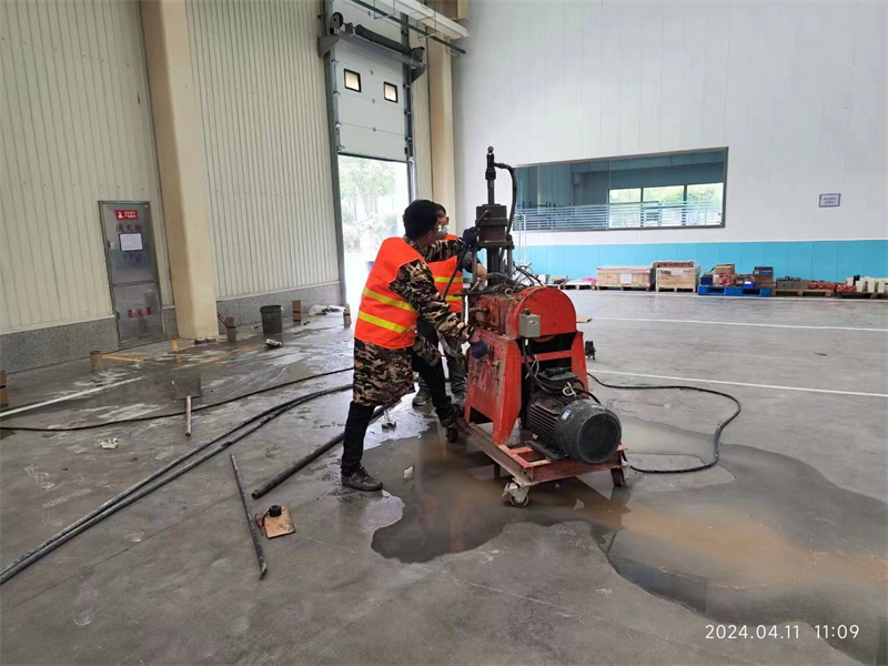 达川厂房地面下沉塌陷注浆加固施工